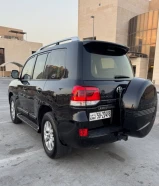 للبيع لاندكروزر 2017 GXR الساير