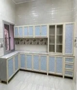 مطبخ الومينيوم مع الرخام كامل بحالة ممتازة96030985