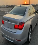 بي ام 2015 حجم 730 بحالة نظيفه