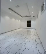 For rent 3 bedrooms in Salwa rent 500